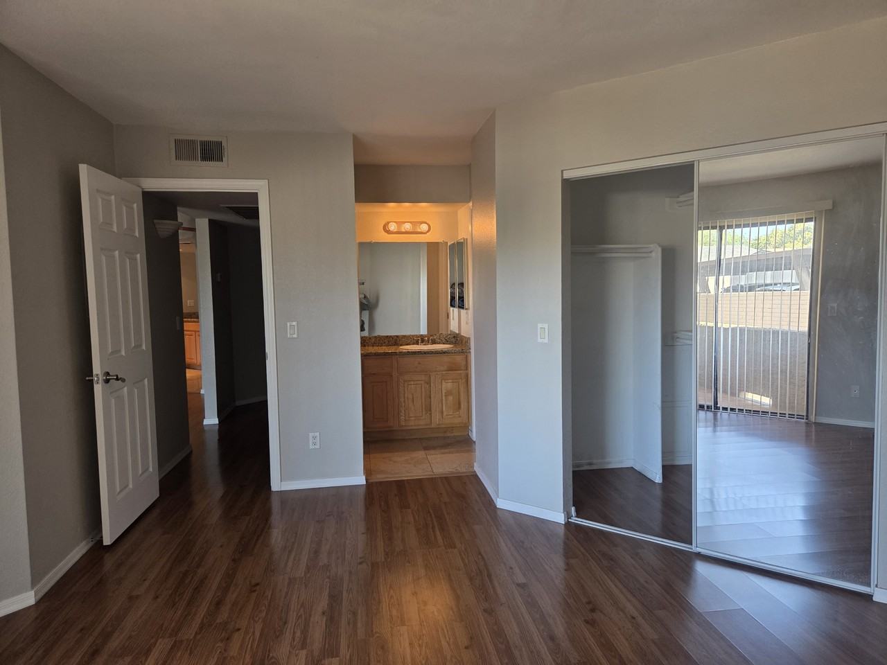 2228 N 52nd St #110 - Photo 6 of 19