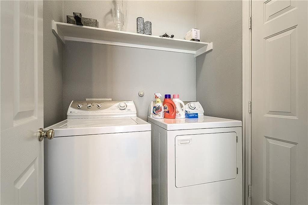 1426 Forest Oaks Ct #NA - Photo 6 of 26