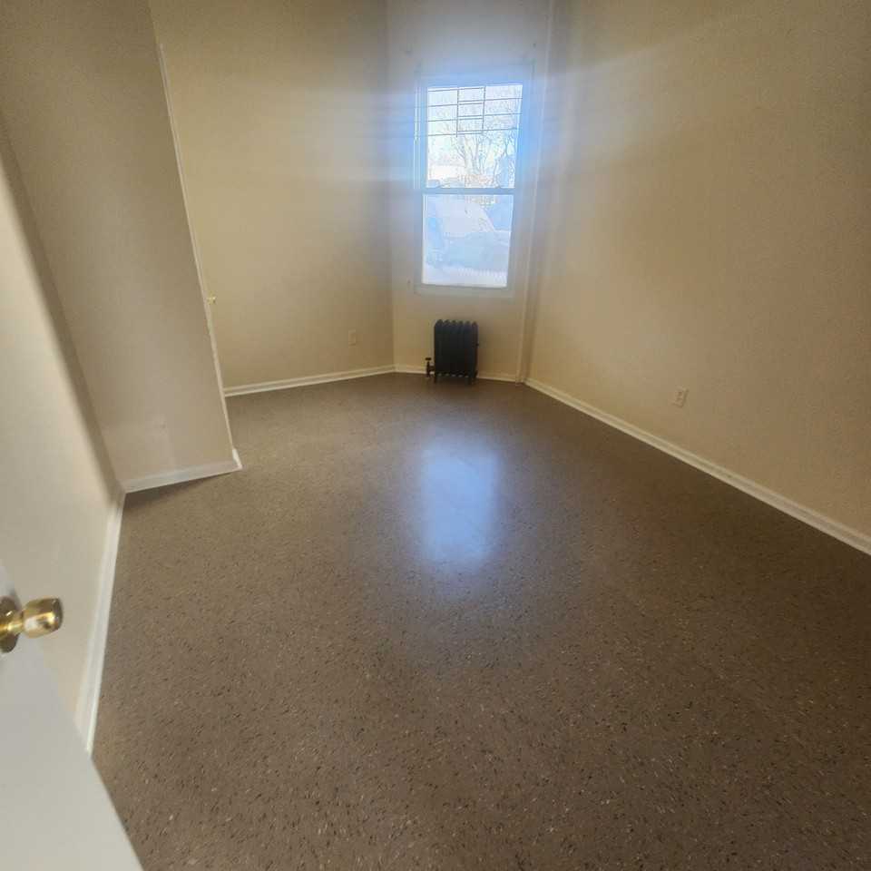 649 S 13th St #1 - Photo 4 of 4
