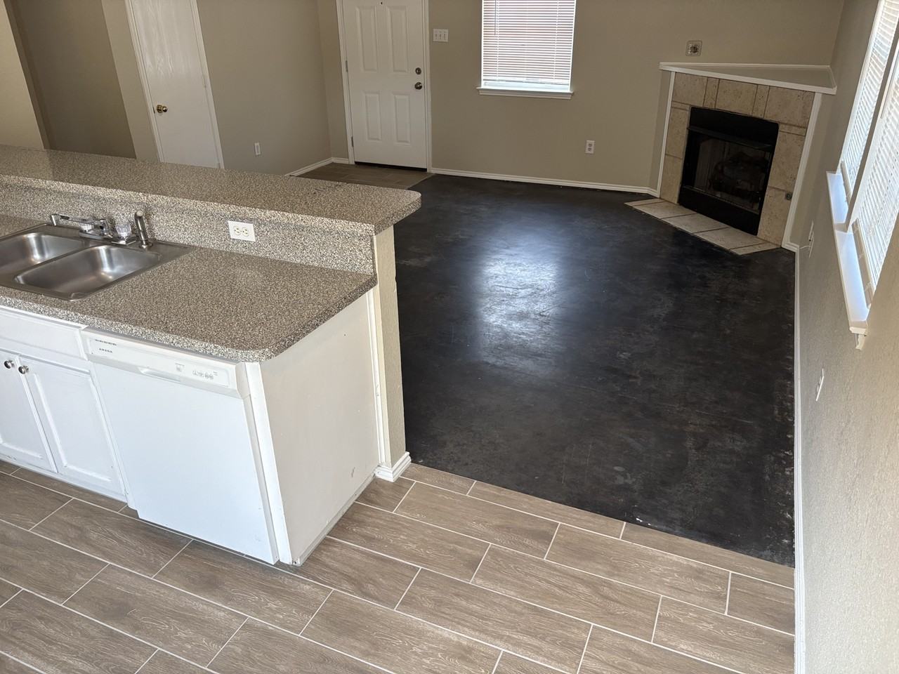 211 Stroud St #NA - Photo 4 of 24