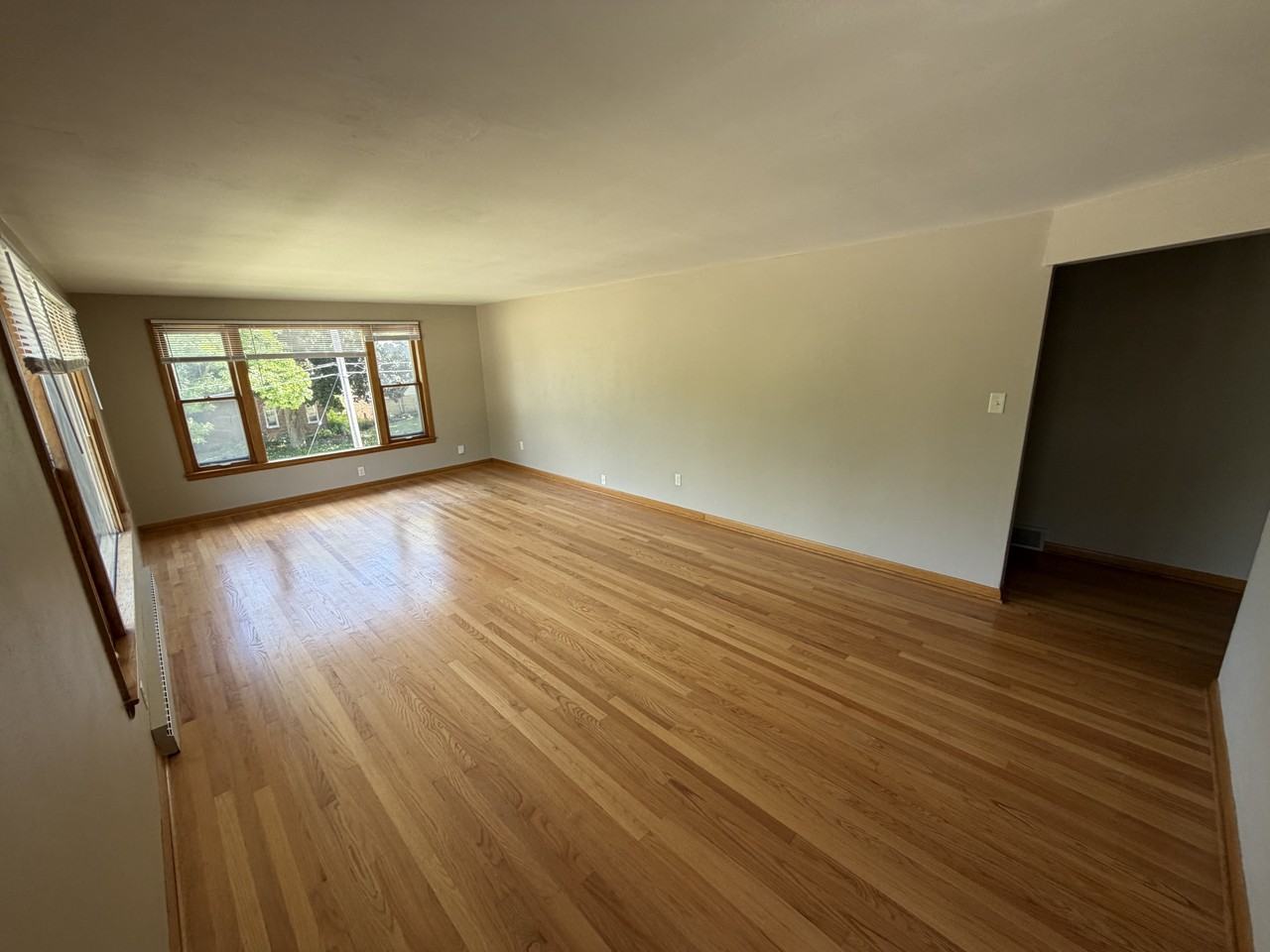 7009 West Lloyd Street - Photo 2 of 16