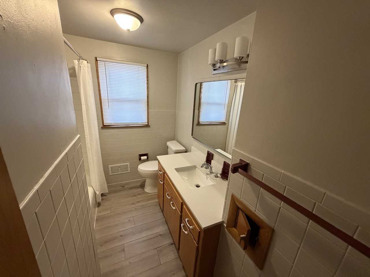 7009 West Lloyd Street - Photo 5 of 16