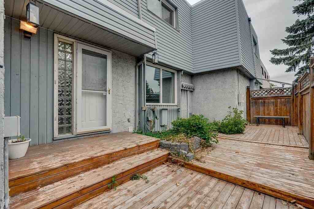 6408 - 6408 4a St Ne - Photo 2 of 25
