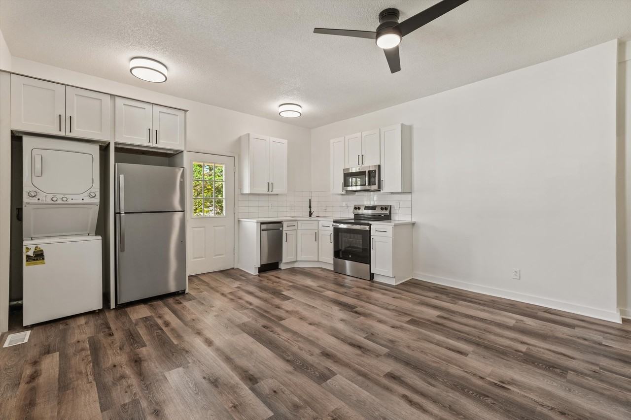 401 E Scott Ave #2 - Photo 7 of 15