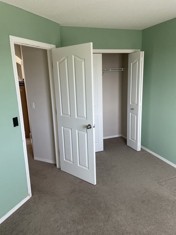 232 Everridge Way Sw - Photo 3 of 5