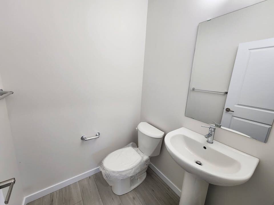 518 176 Ave Ne - Photo 5 of 6