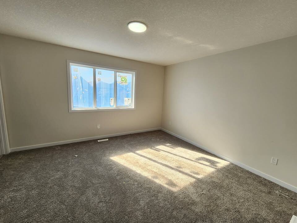 518 176 Ave Ne - Photo 6 of 6