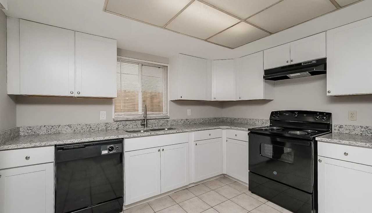 7218 Isle Dr #NA - Photo 5 of 11