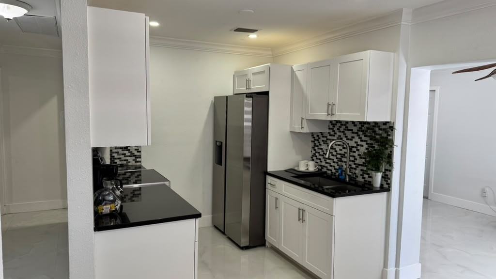 5407 Rosemont Ave #NA - Photo 2 of 20