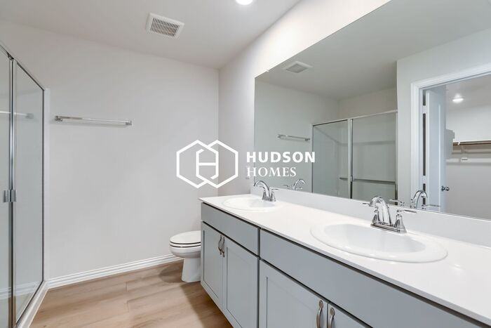 1413 W Steadman St - Photo 5 of 12