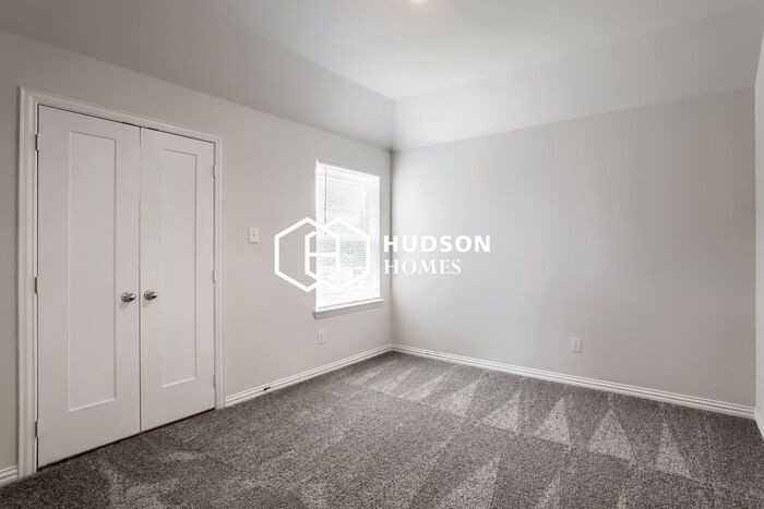 1413 W Steadman St - Photo 7 of 12