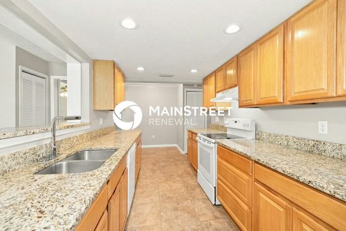 454 Nogales Ave Ne - Photo 6 of 18