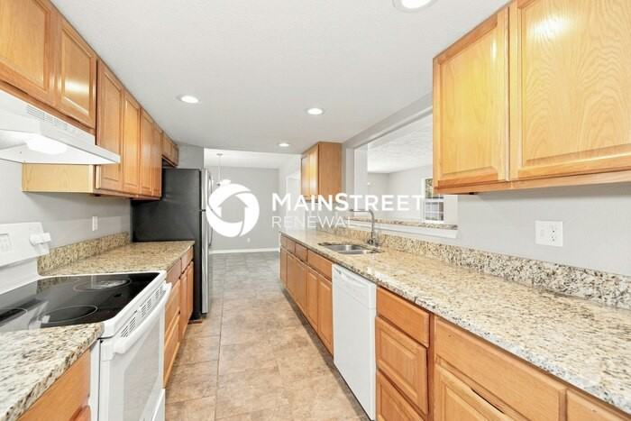454 Nogales Ave Ne - Photo 7 of 18