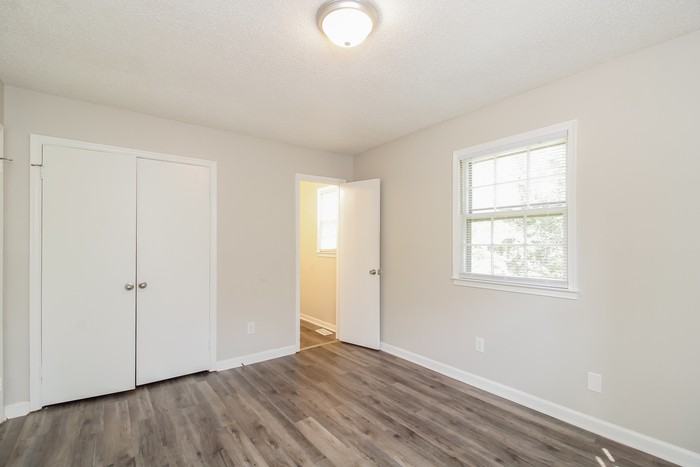 1107 Edenwood Dr - Photo 6 of 10