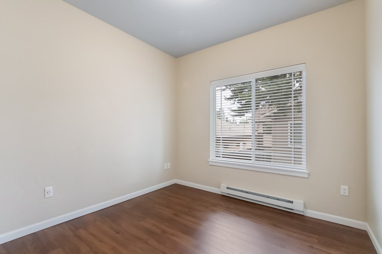 1065 W Rustic Lodge Dr #101 - Photo 3 of 7