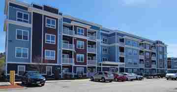 featured image of 198 Littleton Rd