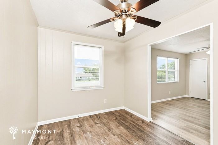 2117 Cassell St - Photo 6 of 15