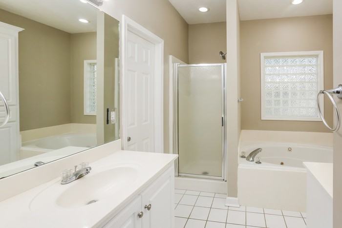 519 Willow Court Dr - Photo 6 of 10