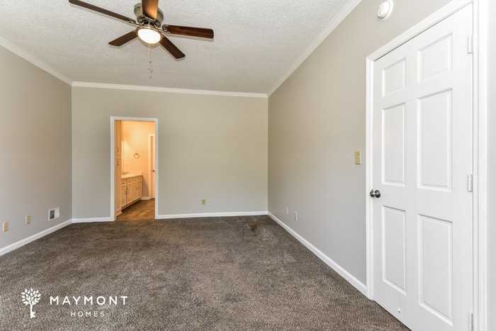 243 Wallace Cir - Photo 7 of 13