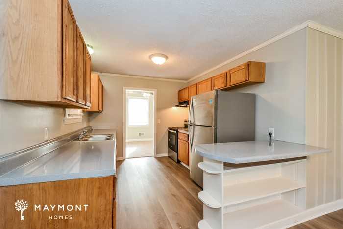 3702 Thurmond St - Photo 7 of 12