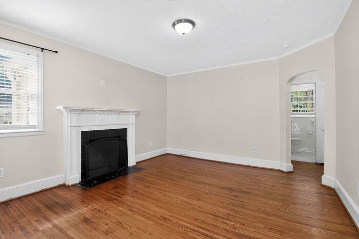 2976 Shady Ln - Photo 6 of 31