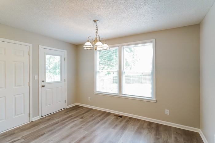 230 Kathleen Ct - Photo 6 of 13
