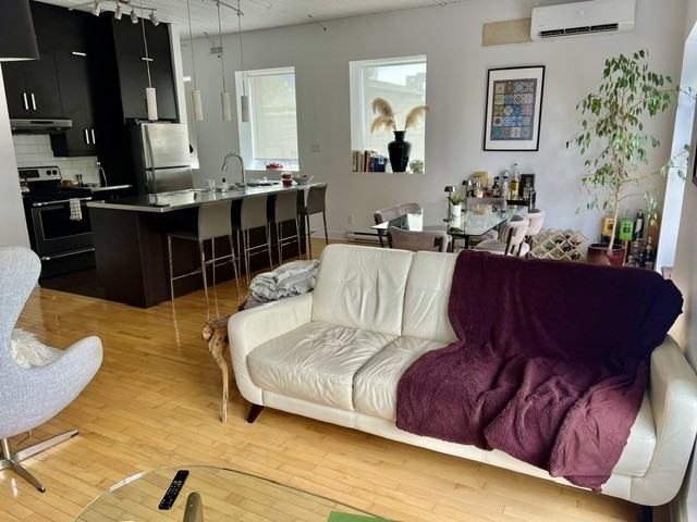 8486 Avenue Casgrain - Photo 5 of 9