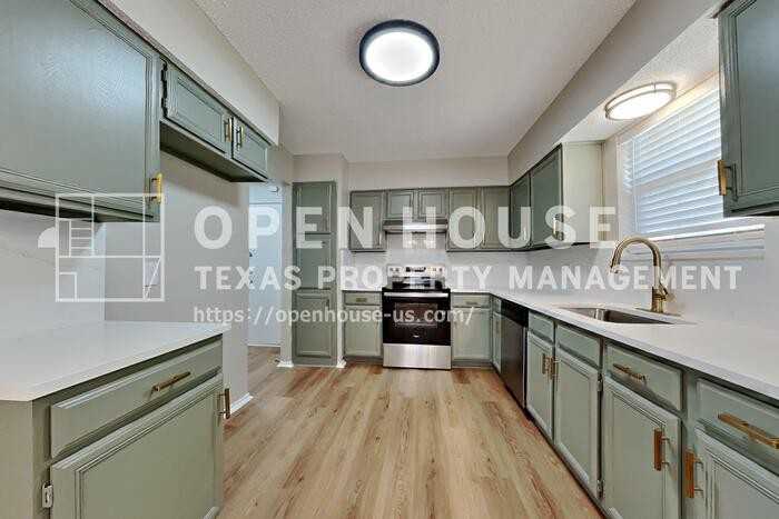 912 Blue Ridge Dr - Photo 7 of 21