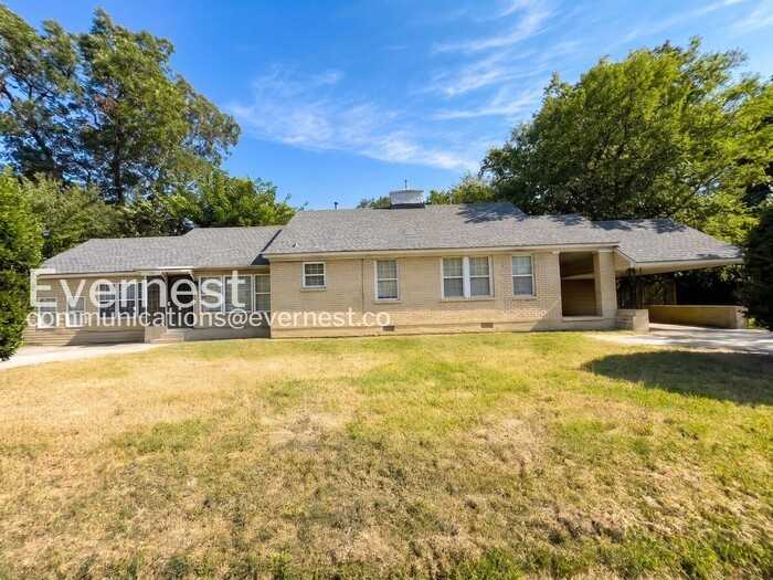 2156 Jackson Ave - Photo 2 of 30
