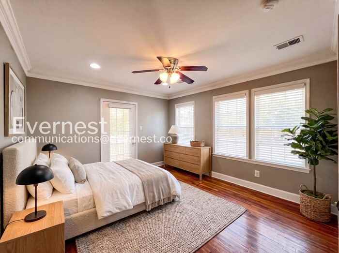 2156 Jackson Ave - Photo 5 of 30