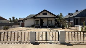 featured image of 136 N 11th Ave #1