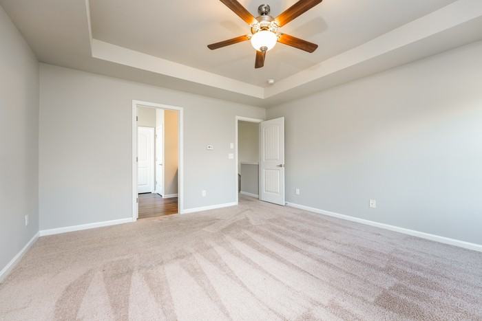 2419 Oakleaf Cir - Photo 7 of 15