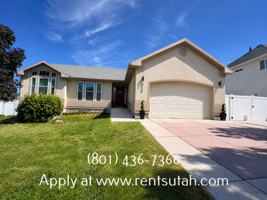 featured image of 904 W Stephens View Way