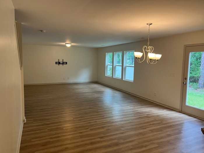 133 Bendick Ct - Photo 4 of 15