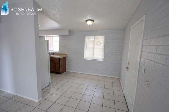 565 S Hobson #3 - Photo 6 of 13