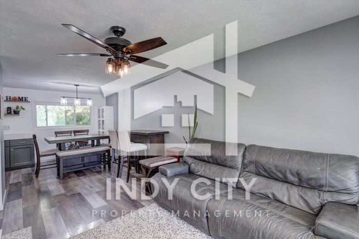 4144 Balboa Dr - Photo 4 of 31