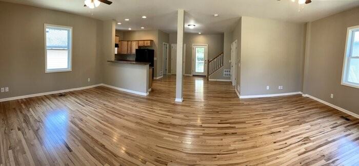 265 W State St - Photo 3 of 18