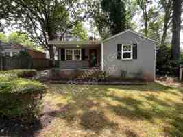 featured image of 419 W 14th St