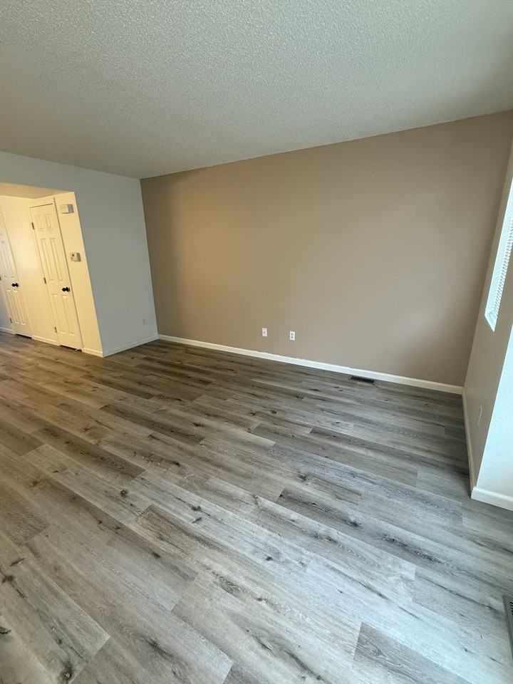 4807 Live Oak Dr #NA - Photo 5 of 22