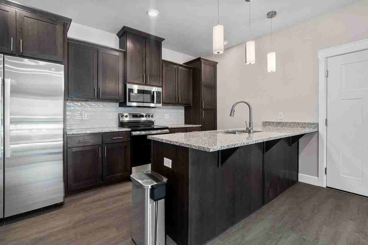 102 West Crossing Apartments - Photo 4 of 6