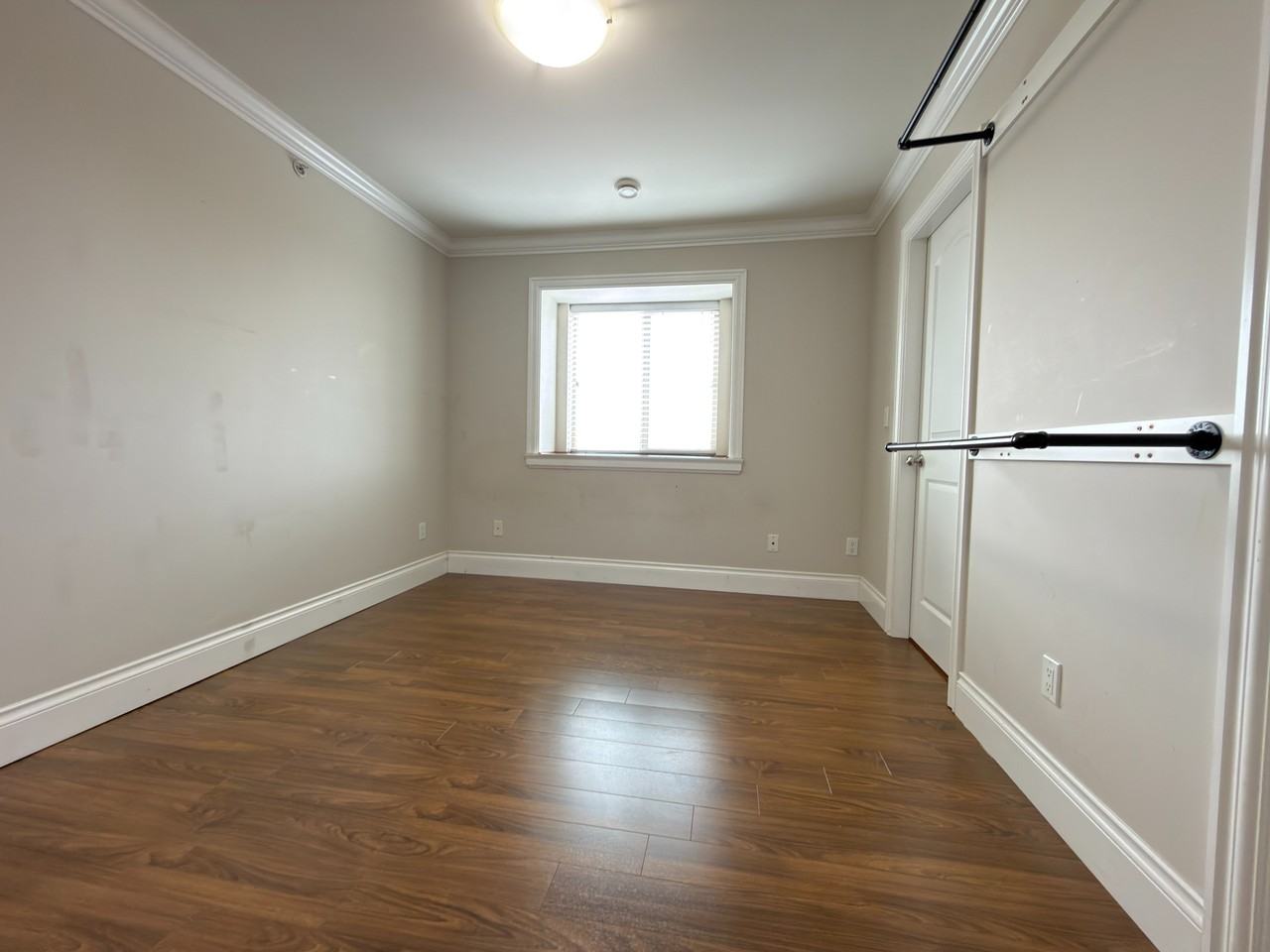 1736 Nassau Drive - Photo 3 of 19