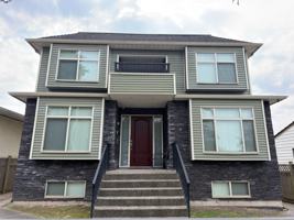 featured image of 1736 Nassau Drive