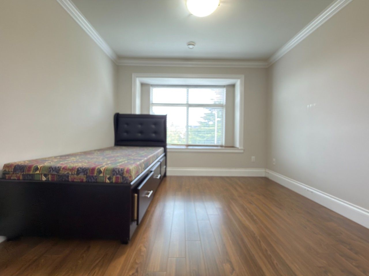 1736 Nassau Drive - Photo 5 of 19