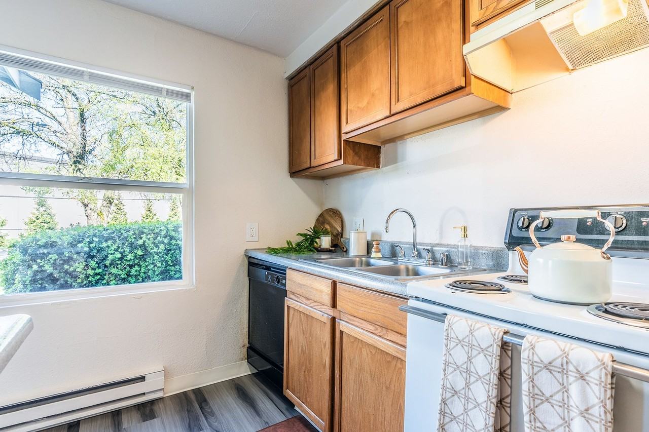 Pacific Walk Townhomes - Photo 2 of 19