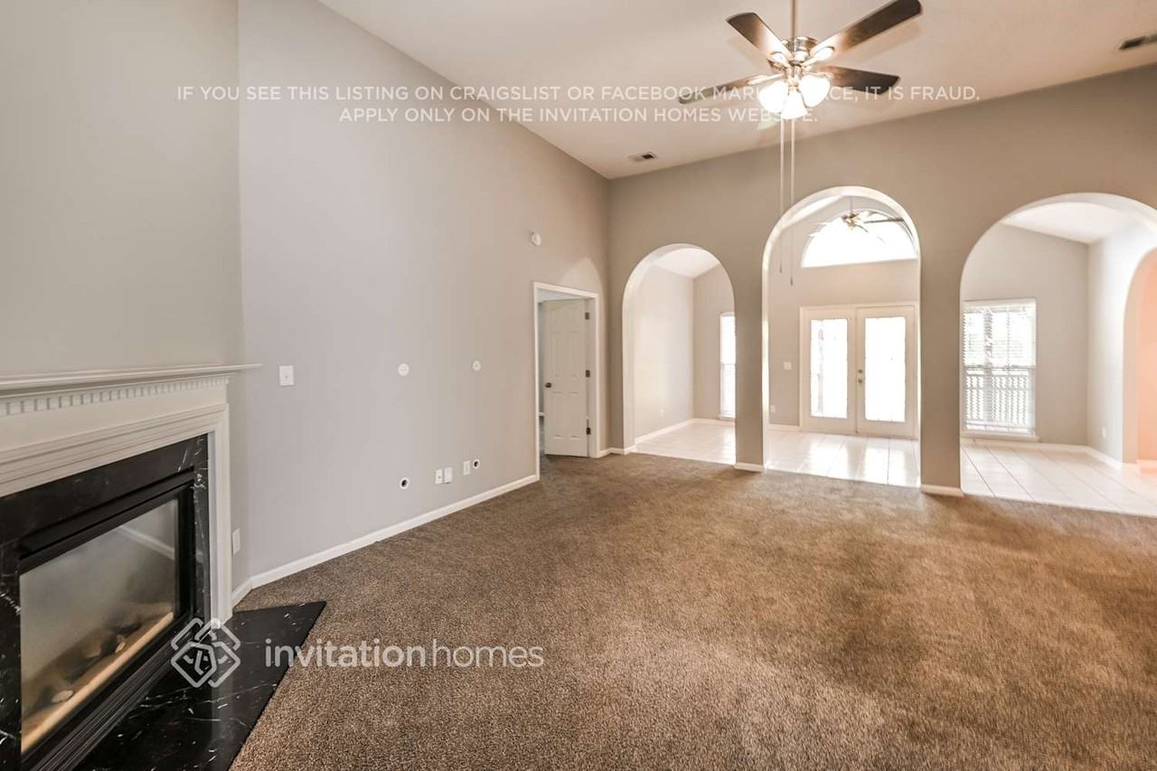 16019 Lavenham Rd - Photo 5 of 18