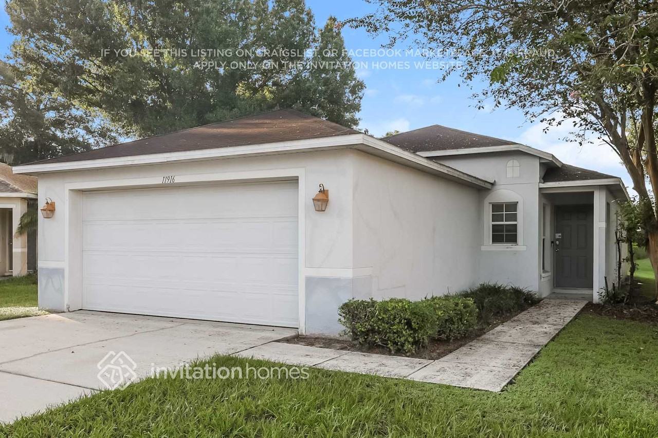 11916 Mango Groves Blvd - Photo 3 of 17