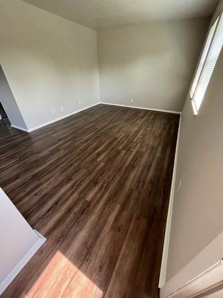 4600 Rolling Ridge Ct