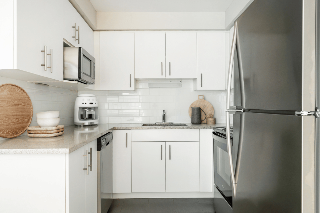 4858 Ch De La Côte-Des-Neiges — photo 2