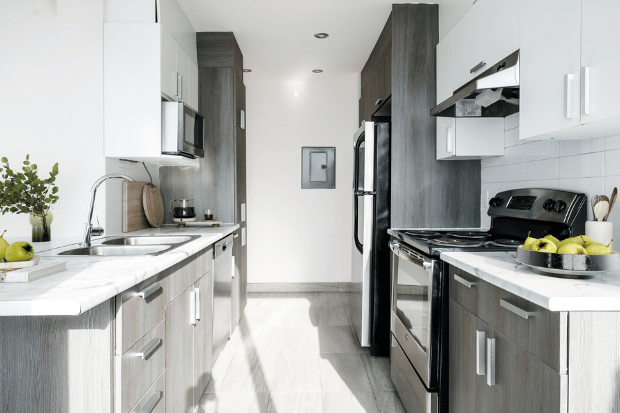 4858 Ch De La Côte-Des-Neiges — photo 1