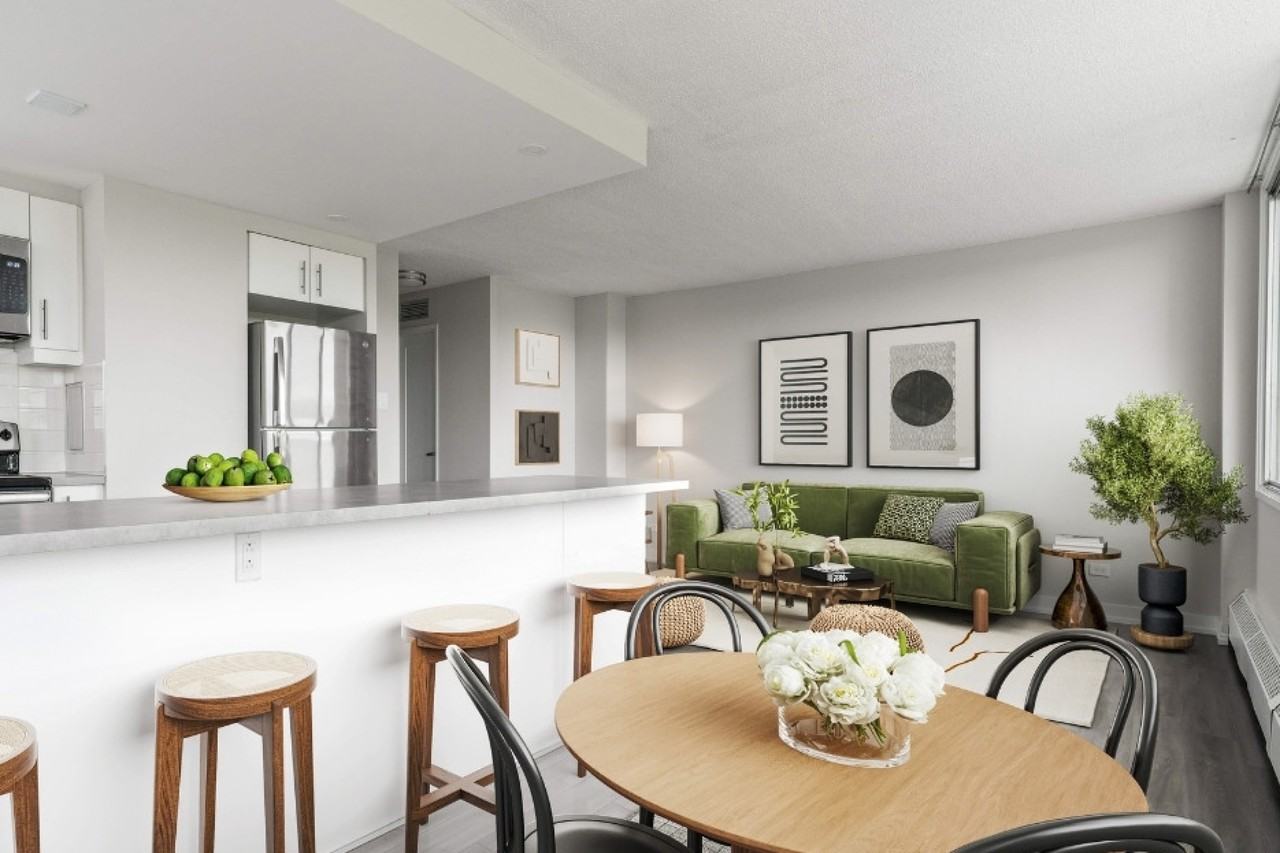 4858 Ch De La Côte-Des-Neiges — photo 1